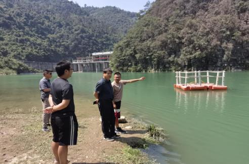 來鳳縣分局開展百福司國控水質自動監(jiān)測站運維狀況調研